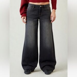 Pacsun — Casey Low Rise Baggy Jeans Black